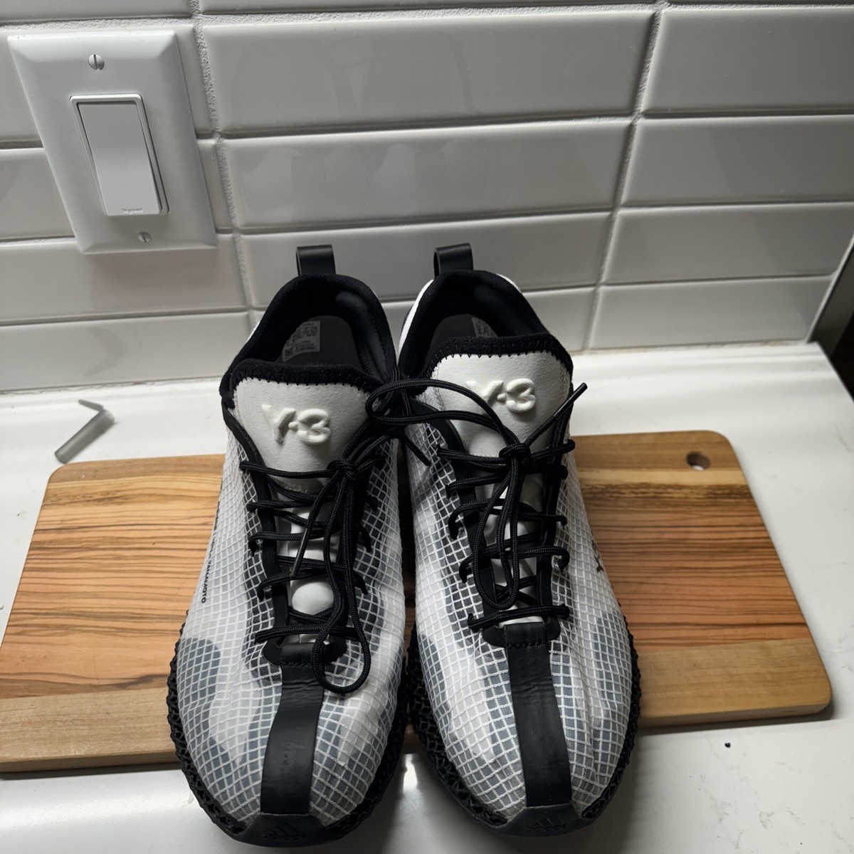Size 9 - adidas Y-3 Runner 4D IO White Black 194815560672| eBay Size 9 - adidas Y-3 Runner 4D IO White Black 194815560672| eBay