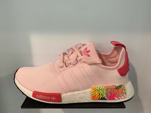 adidas nmd r1 pink and white