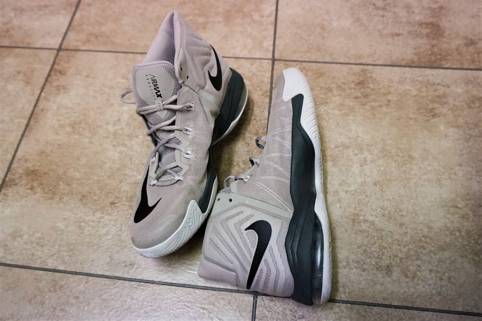 Nike Air Max Audacity 2018 para hombres Zapatos de baloncesto LT mineral de hierro 843884 004 Nike Air Max Max Air Audacity 2018 para hombres Zapatos de baloncesto LT mineral de hierro 843884 004 ec7144