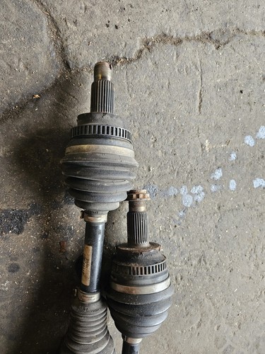 7-11 BMW E90 E92 328XI 335xi AWD FRONT LEFT RIGHT PAIR CV AXLE SHAFT OEM - Imagen 4 de 6