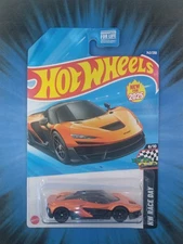 Hot Wheels 142/250 McLaren W1 HW Race Day  HYW41 2025
