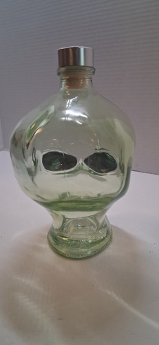 UFO Outer Space Vodka Alien Martian Head Green Glass Bottle Empty 750 ml Cork - Picture 4 of 6
