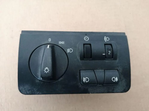 BMW X5 E53 Scheinwerferschalter 8372204 4.40 Petrol 210kw 2002 33856418