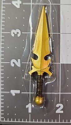 NECA Dungeons & Dragons custom figure fodder Gold Dagger Sword Zarak Ultimate