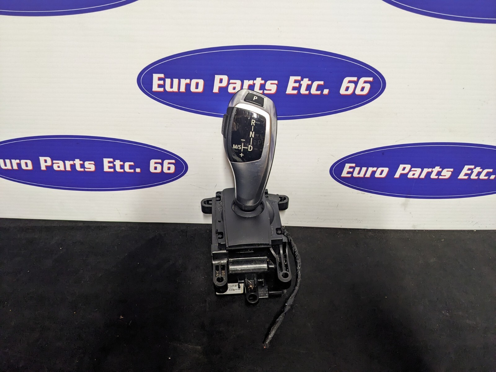 20122016 BMW 528I XDRIVE F10 AUTO TRANSMISSION GEAR SHIFTER SELECTOR