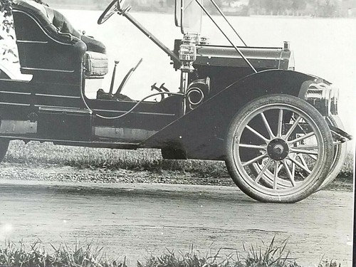 Photo Black & White Antique Automobile Vintage - Picture 4 of 9