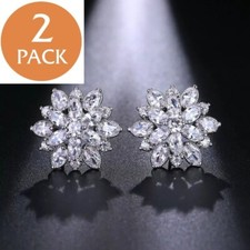 2xGorgeous Cubic Zircon Flower Stud Earrings Women Silver Plated Wedding Jewelry