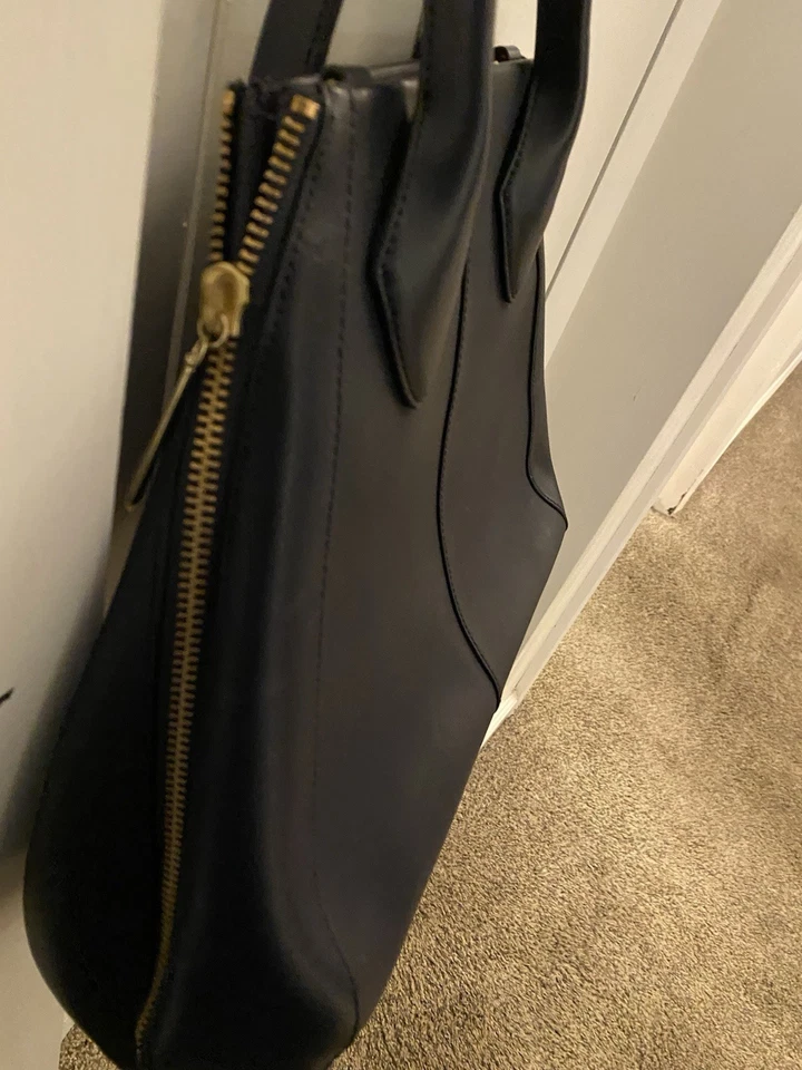 Cartera para mujer mediana azul Pour Le Victoire Foto 4 de 4