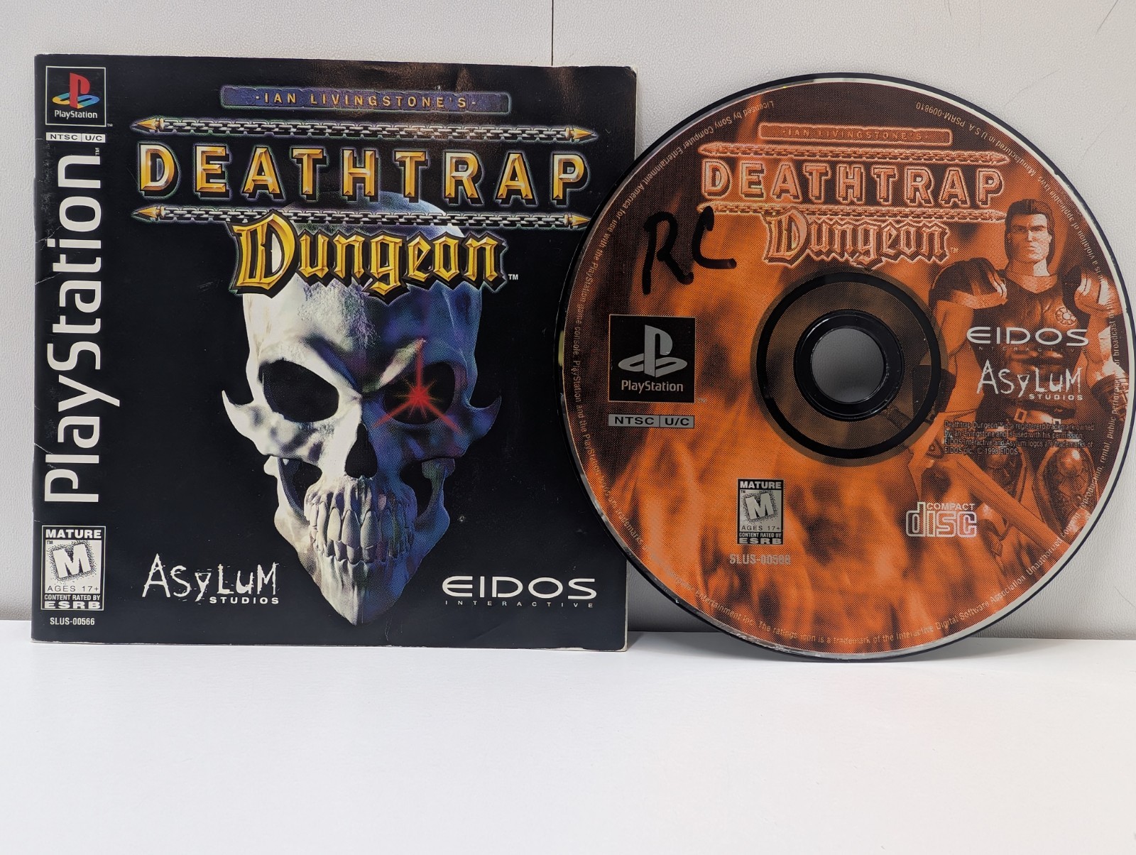 Deathtrap Dungeon PS1 Sony PlayStation Black Label Tested Works Disc and Manual