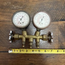 Vintage Robinair R-2212502 Ac Manifold Gauge Set Whoses Missing Hook