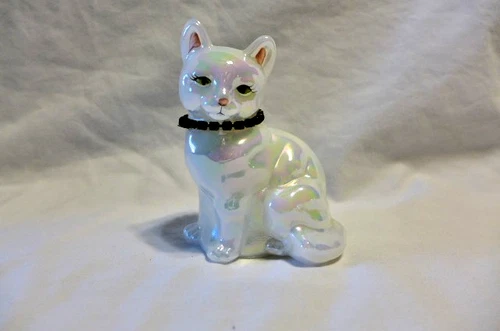 Fenton Vintage Iridescent Kitty Cat Glass Figurine W/Green Rhinestone Necklace