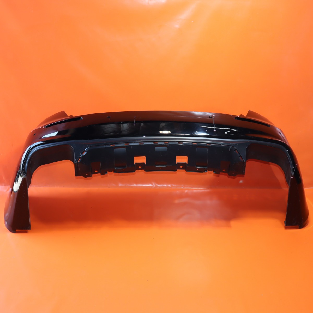 MASERATI GHIBLI REAR BUMPER 2018 2019 2020 670097561 OEM