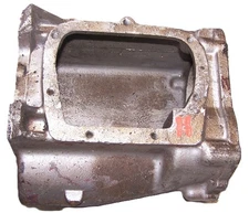 Muncie 4 Speed Case 3925660 Dated Aug 70 2 Ears Missing Repairable Needs Repair