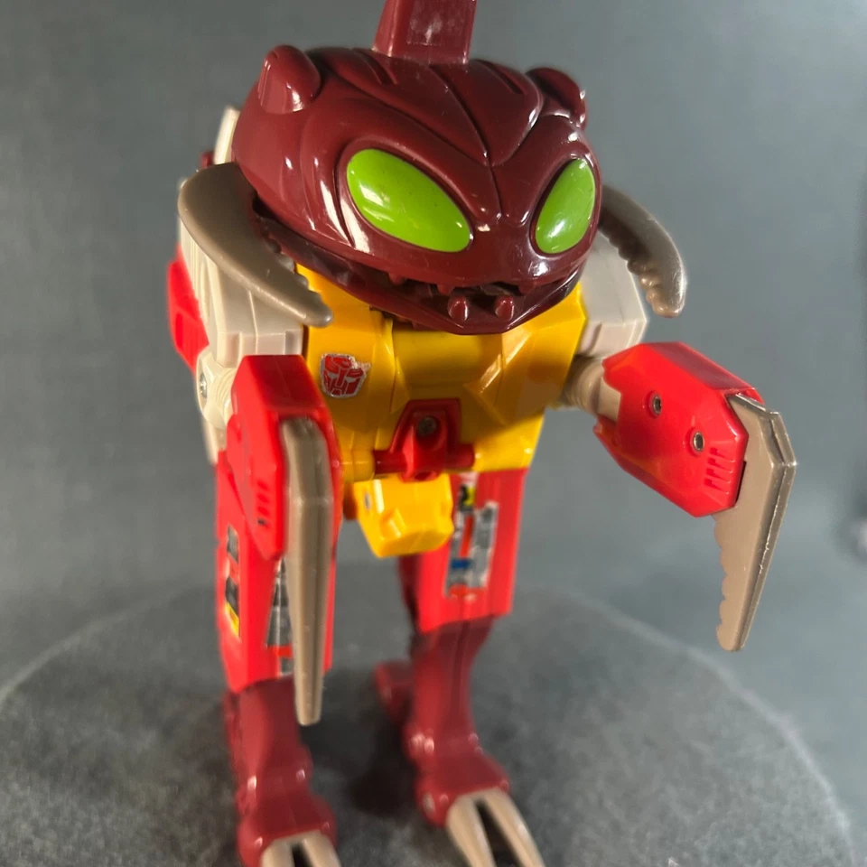 Transformers G1 Repugnus Action Figure 1987 Hasbro TAKARA Vintage Read - Image 3 of 4