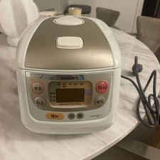Cuchen Korean Version Rice Cooker 1-5 People electric used 