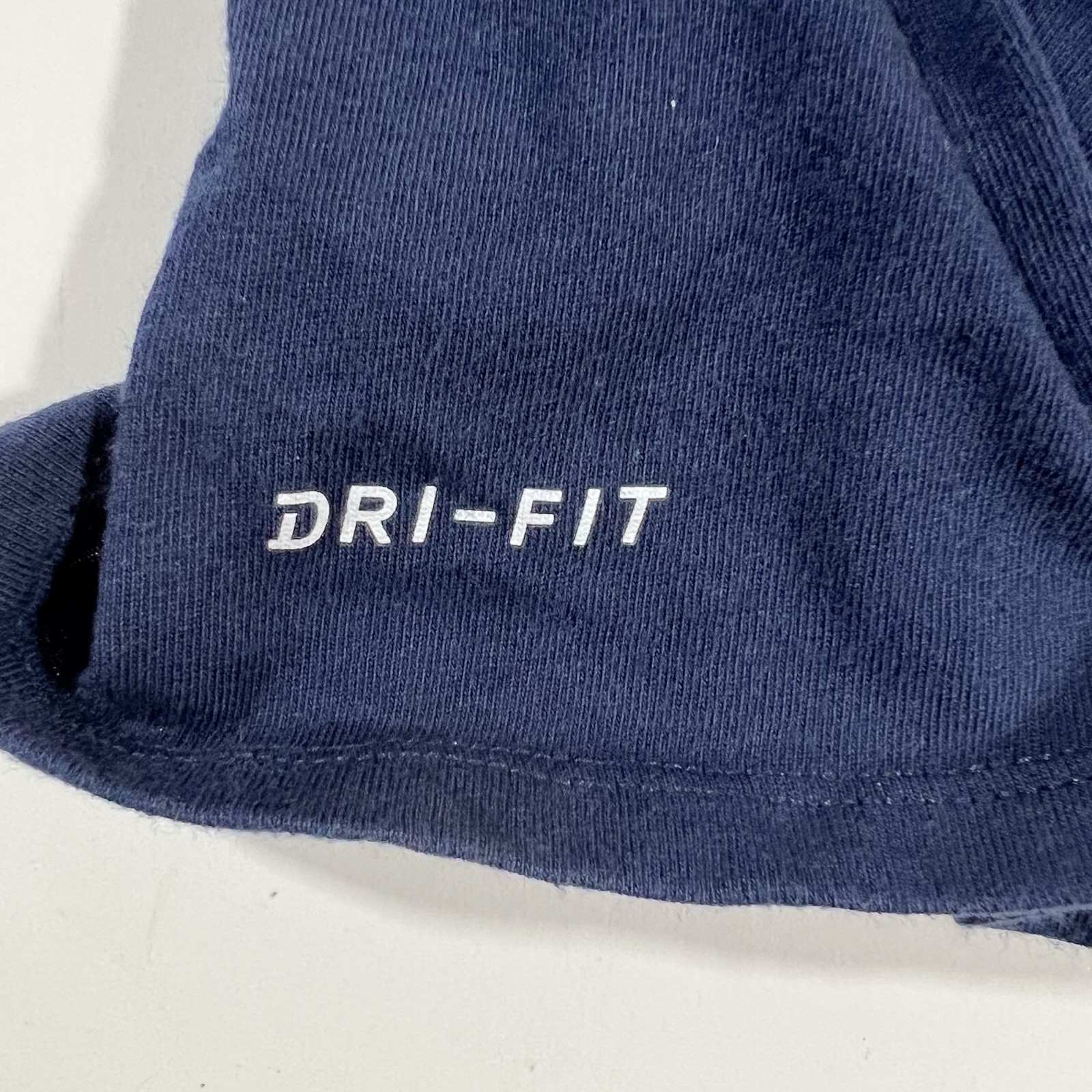 Nike Dri Fit Indiana Pacers Victor Oladipo #4 Short Sleeve T-Shirt Men's Small thumbnail 2