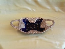 Prunkschale Ilmenau  Porzellan  Gebäckteller Kobald Metall Relief  Erika Lutz