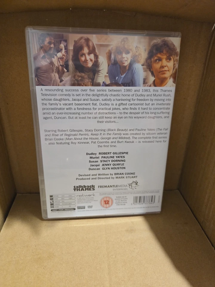 Keep It In The Family Serie 1 REGIÓN 2 DVD (serie de televisión de comedia británica) RARO FUERA DE STOCK  Foto 2 de 2