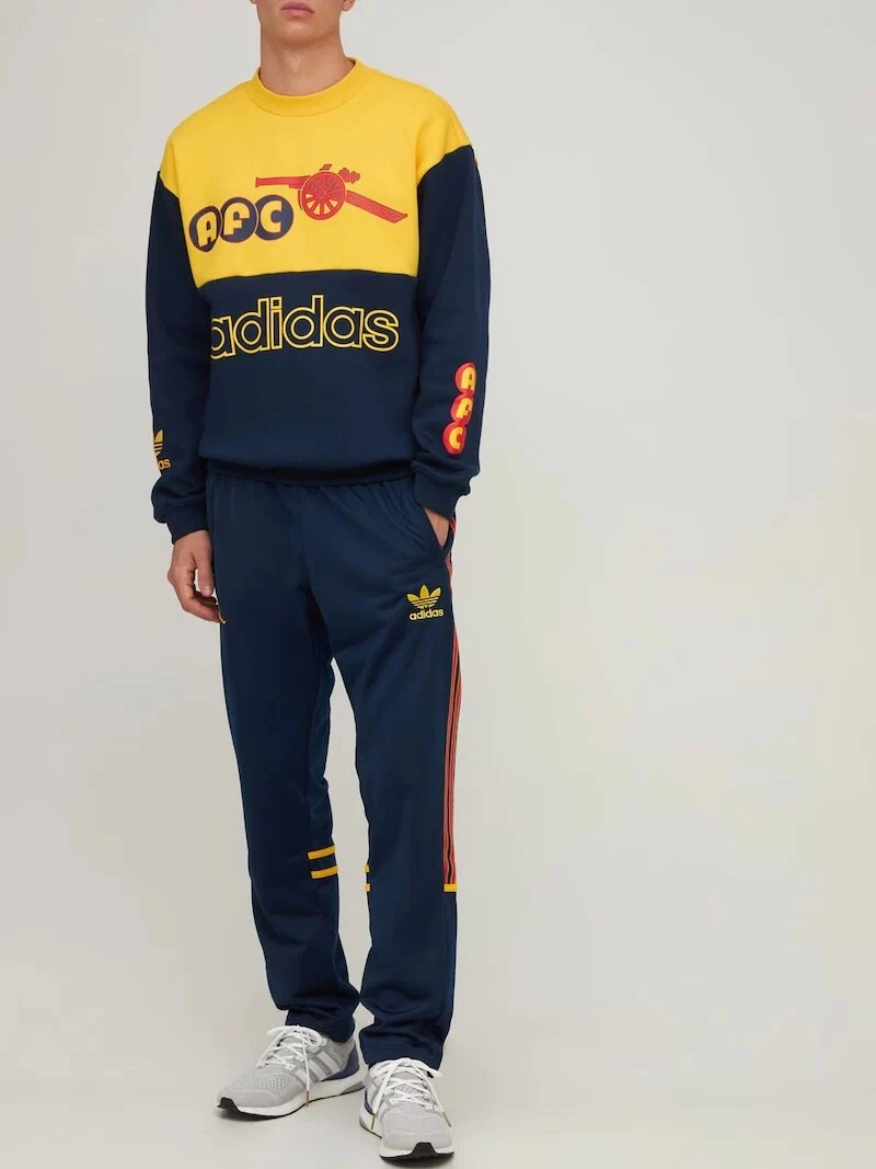 Adidas top originals arsenal
