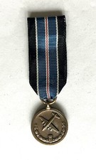 US Berlin Airlift Medal, miniature version