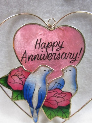 "Suncatcher Capiz - Island Shells - Feliz Aniversario - Corazón - 4,25"" x 4,5" - Imagen 3 de 4