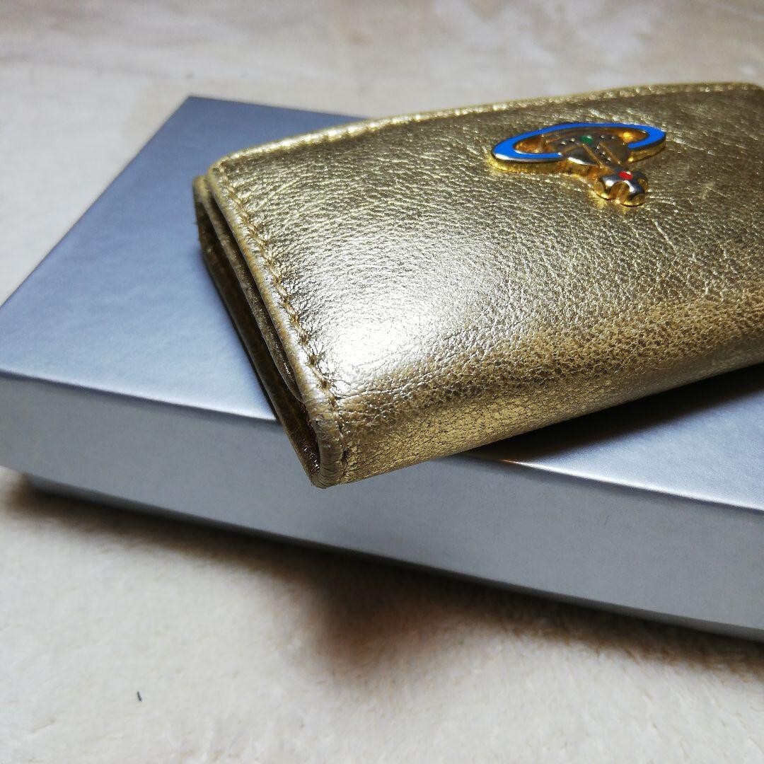 Vivienne Westwood 6-ring key case, gold, shipped from Japan Vivienne Westwood 6-ring key case, gold, shipped from Japan