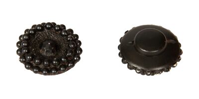 Set of 4 Plastic Round Buttons with Sewing Stem mm.27 x 27 x 11 mm Item