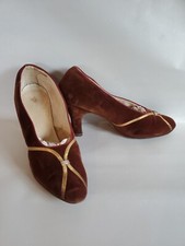 Vintage Brown Velour Velvet Gold Silver Trim High Heel Pumps
