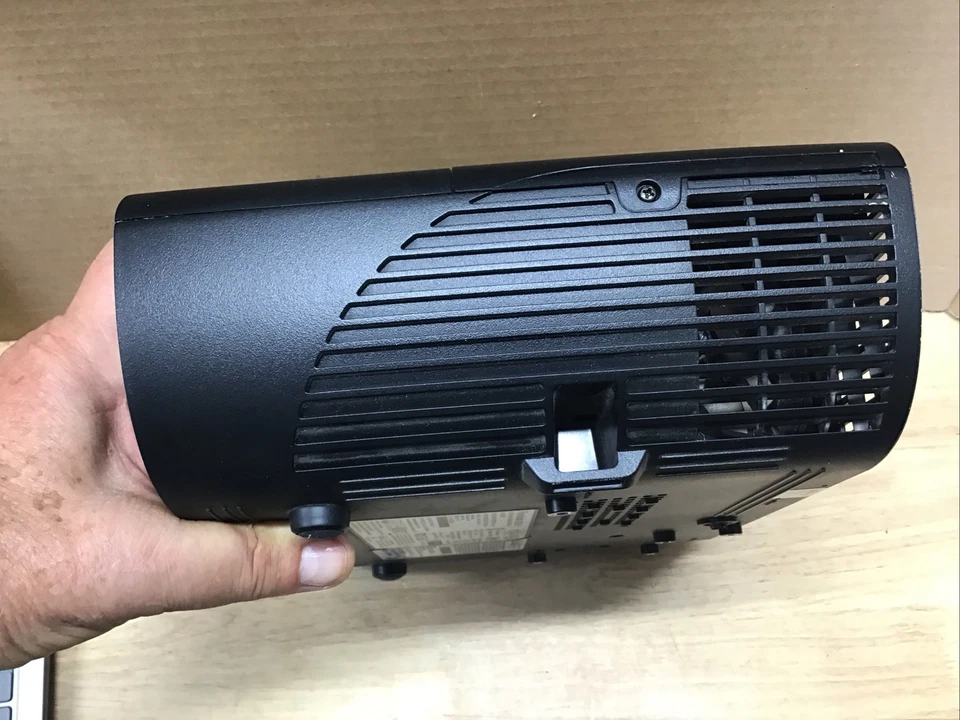 ViewSonic PJD5155 Projector 3300 Lumens SVGA 800x600 936 Hrs HDMI VGA - Image 4 of 4