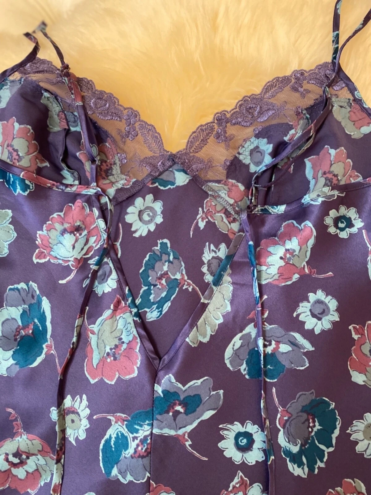 UNDERCOVER Abito slip Victoria's Secret in raso taglia M (orig. $70)