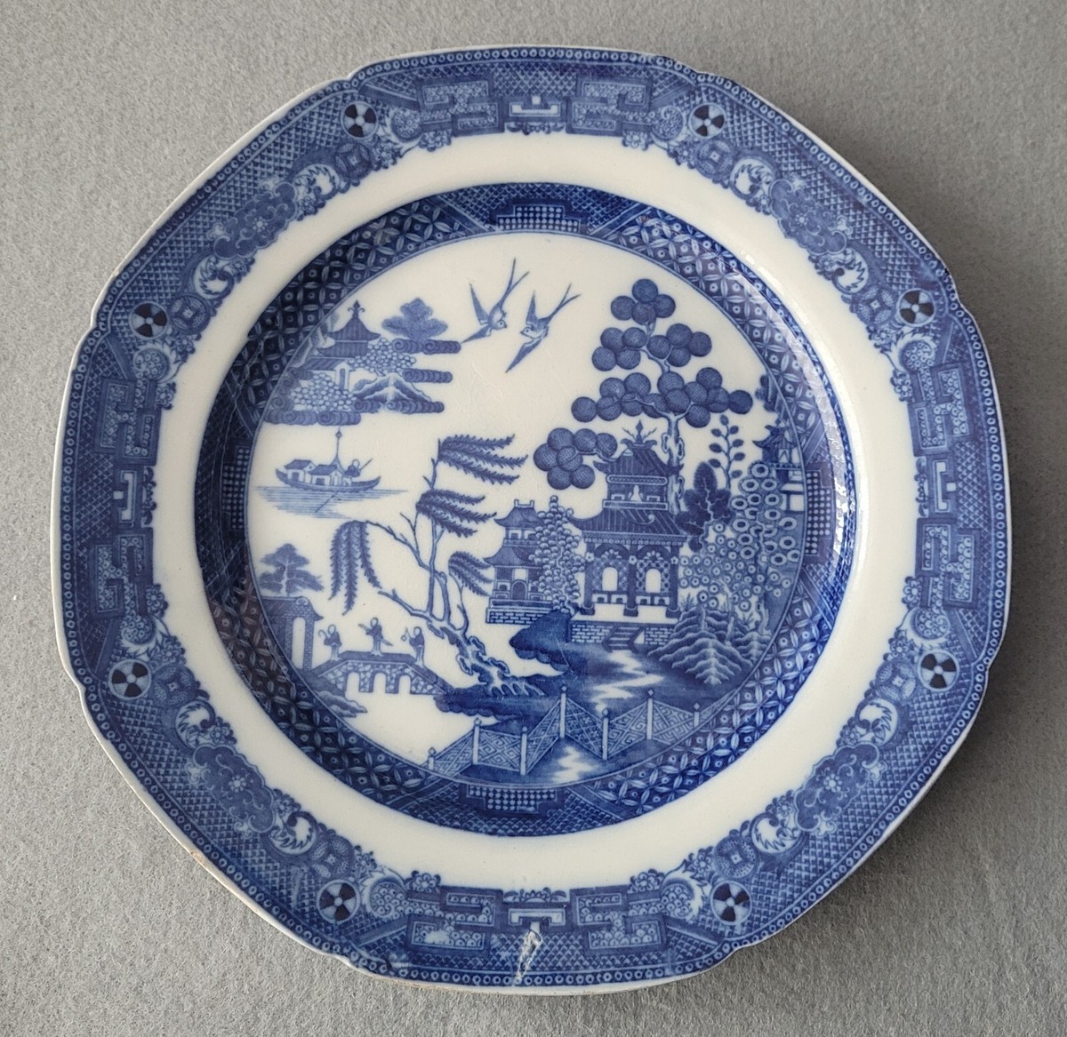 ANTIQUE SPODE EARLY PEARLWARE WILLOW PATTERN BLUE PRINTED DINNER