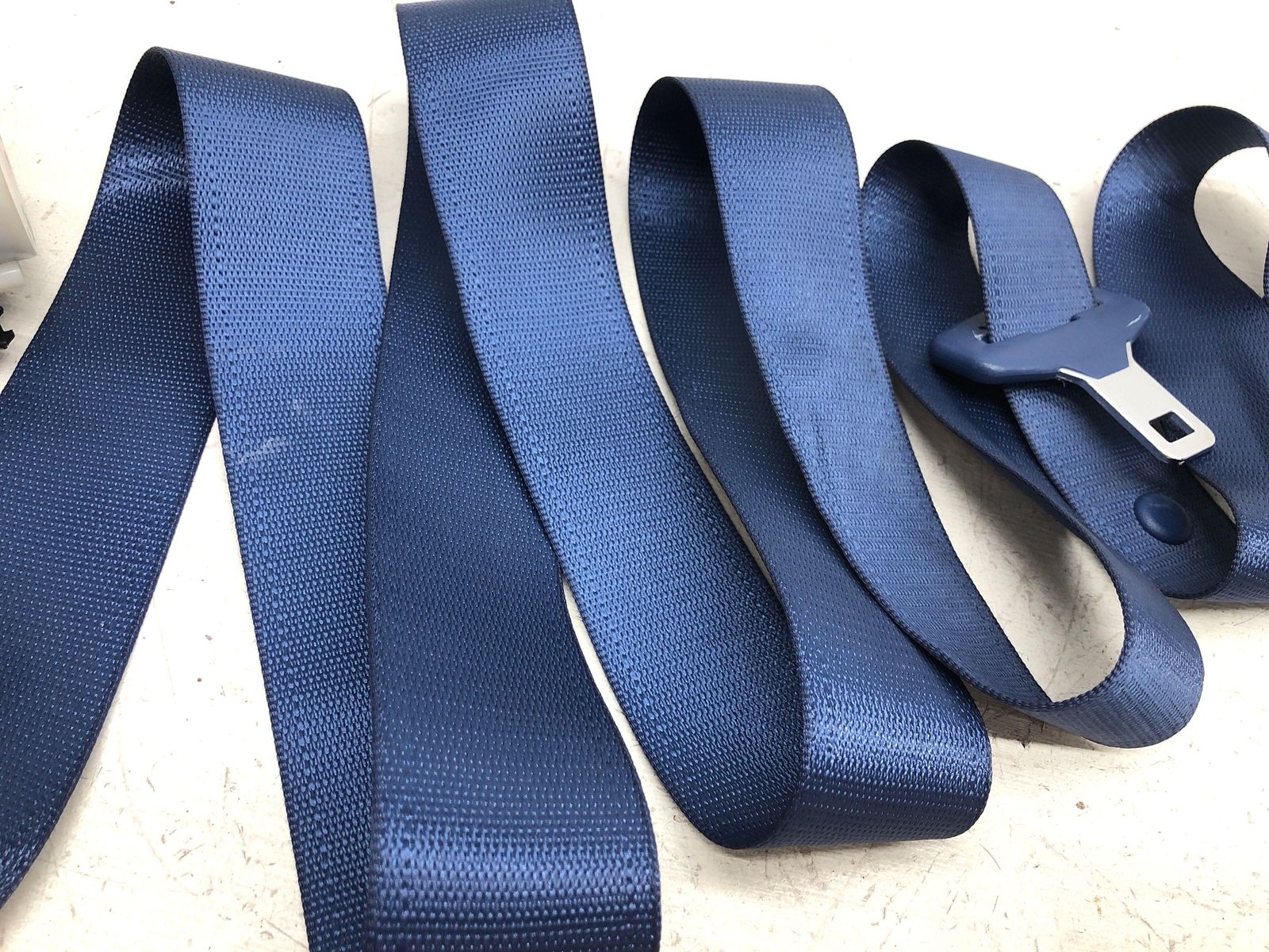 2017-2020 FERRARI GTC4LUSSO REAR SEAT BELT RETRACTOR BLUE RIGHT OR LEFT 83912100