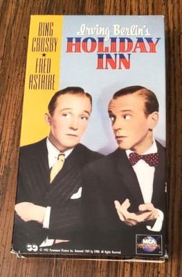 Irving Berlin's Holiday Inn Bing Crosby & Fred Astaire VHS Tape 1969 Film 1942