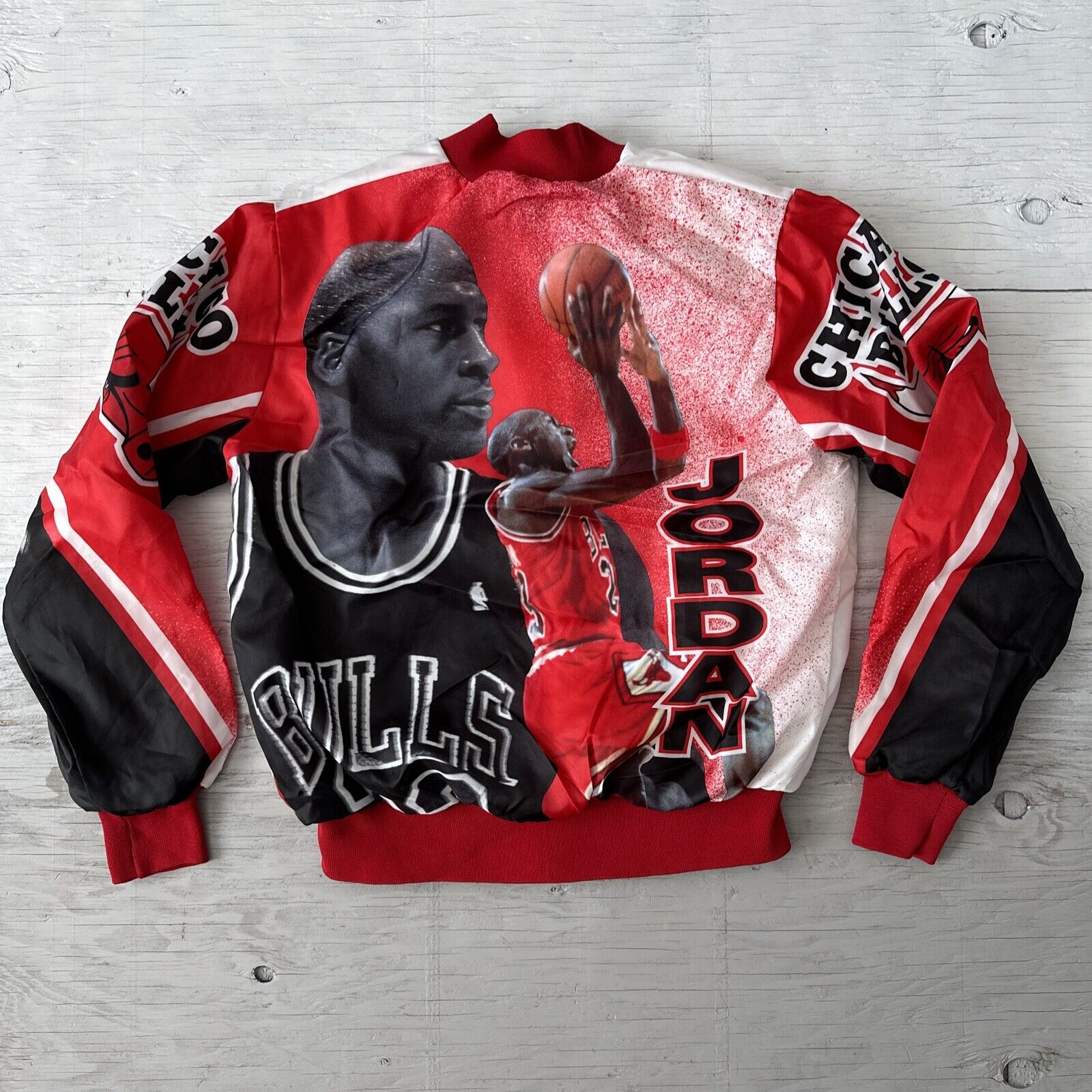 90s Chalk Line Chicago Bulls NBA Hot Hoops satin jacket size XL