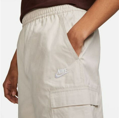 Mens Nike Club Loose Fit Woven Cargo Shorts Ivory Size Medium