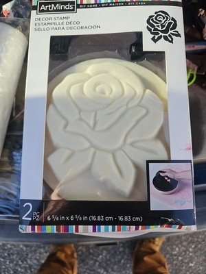 DIY Home Rose Décor Stamp Paint by ArtMinds