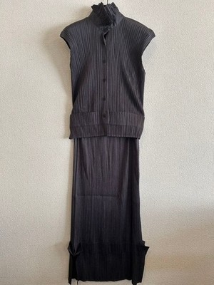ISSEY MIYAKE PLEATS PLEASE Plissee Set Up Top Rock Stehkragen High Neck Schwarz
