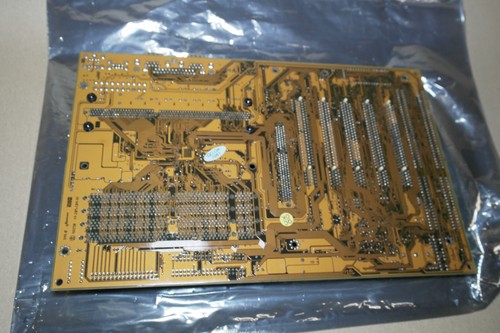 ABIT AB-LM6 motherboard Slot 1 ATX AGP PCI ISA SDRAM industrial USB RS232 - Picture 6 of 6
