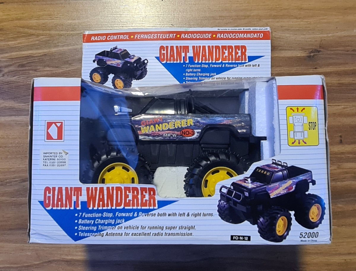 Vintage 1993 KIN YAT ind.GIANT WANDERER Jeep R/C battery operated