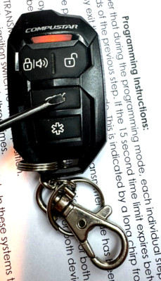900R Compustar 1 Way Replacement Am Remote 1000' Range keyless remote car start