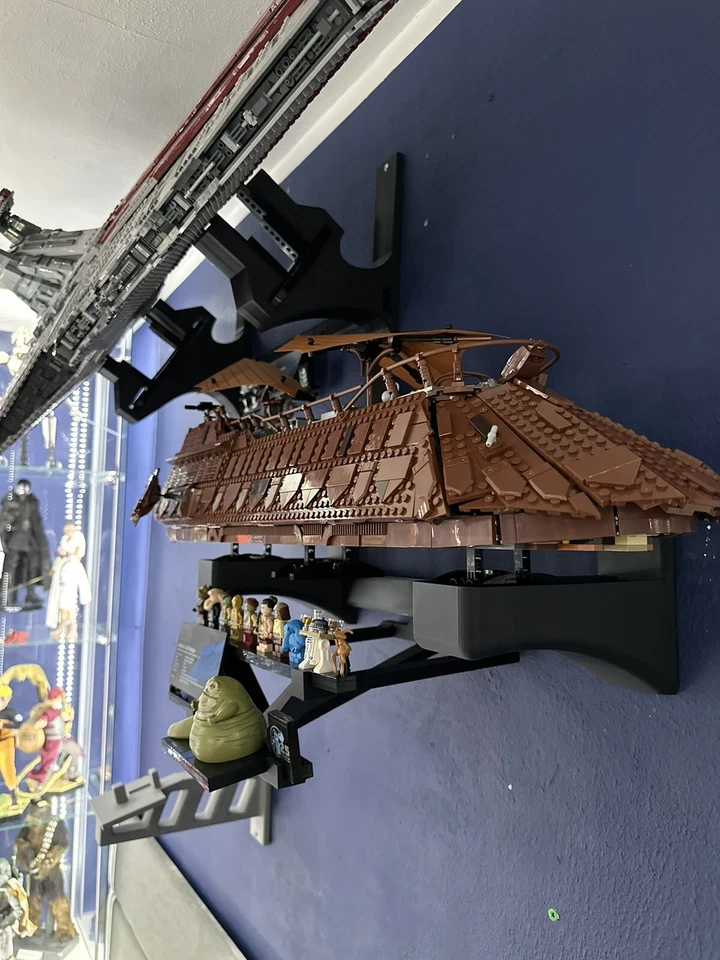 Lego Star Wars UCS Jabba’s Sail Barge montaje en pared Foto 2 de 4