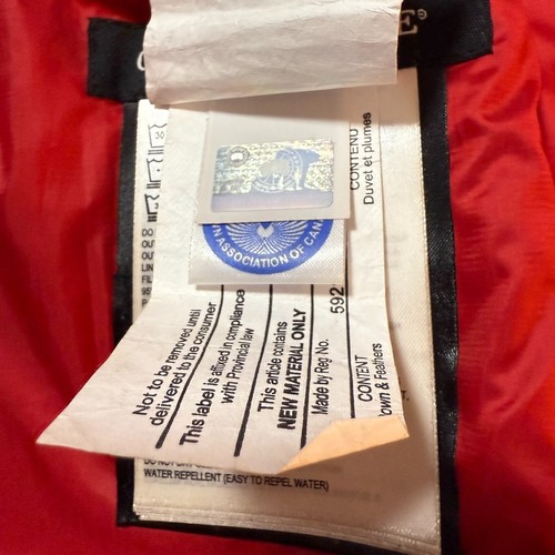 Canada Goose Red Hybridge Lite Jacket SKU: 2701M size XL - Picture 10 of 14