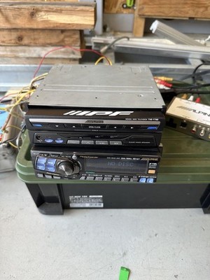 Alpine DVA-7899J DVD HEAD UNIT In-Dash Monitor TVE-T730 Car Audio