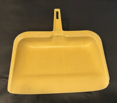 Vintage Rubbermaid Harvest Gold Dust Pan Yellow Rubber MCM Retro