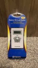 Vextra Digital FM Scan Radio Stereo Earphones Model 945141-MMVI White