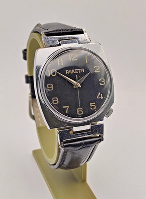 Raketa 2609 Canister Soviet Vintage Mechanical Wristwatch USSR Serviced Watch 