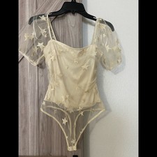 NWT Le Lis Small stars short sleeve bodysuit