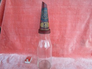 VINTAGE CASTROL XL MOTOR OIL TIN POURER TOP & QUART OIL BOTTLE OLD CAR GARAGE