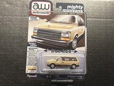 1/64 AW AUTO WORLD MIGHTY MINI VANS 1987 PLYMOUTH VOYAGER 6 RELEASE 2 VERSION B