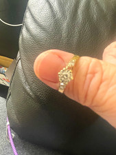9ct Yellow Gold Hallmarked Band Ring with Clear Round Stone, Size O Used